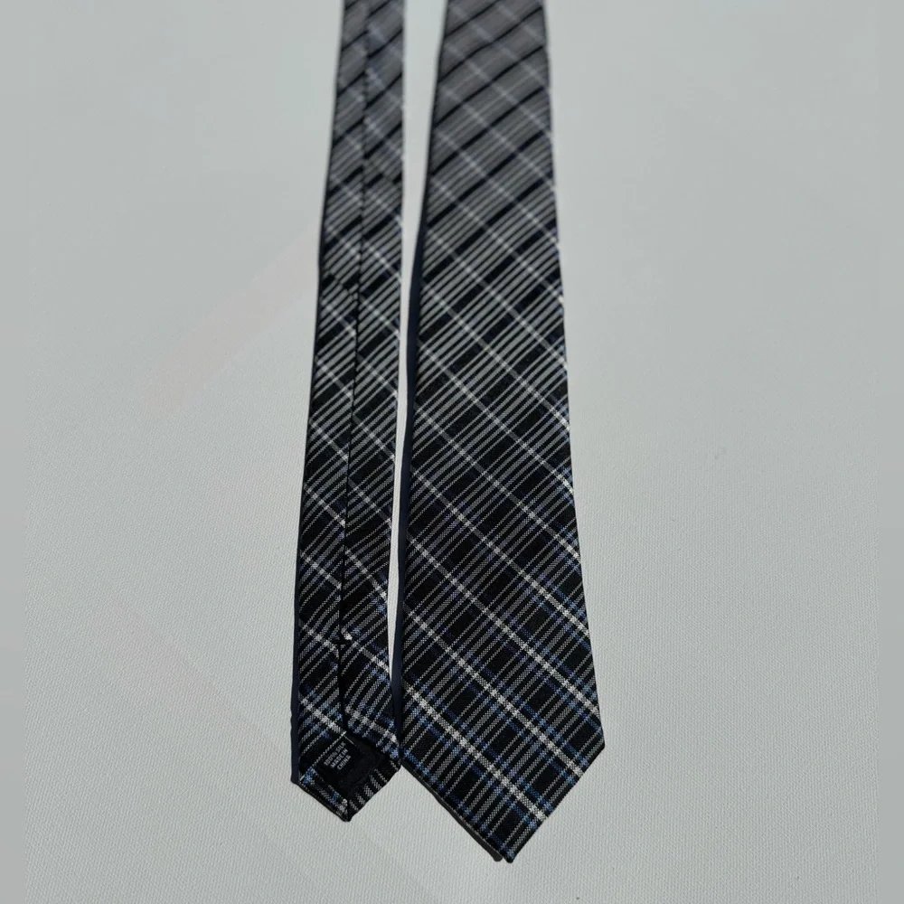 Jos.‎ A. Bank, Black and Blue Plaid Tie 100% Silk